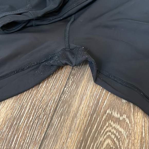 Lululemon Toasty Tech Tight II. Size 14. Black - Picture 8 of 9
